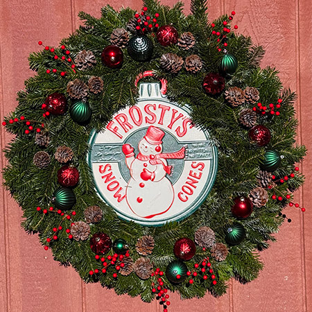 another Hill Farms decorated wreath